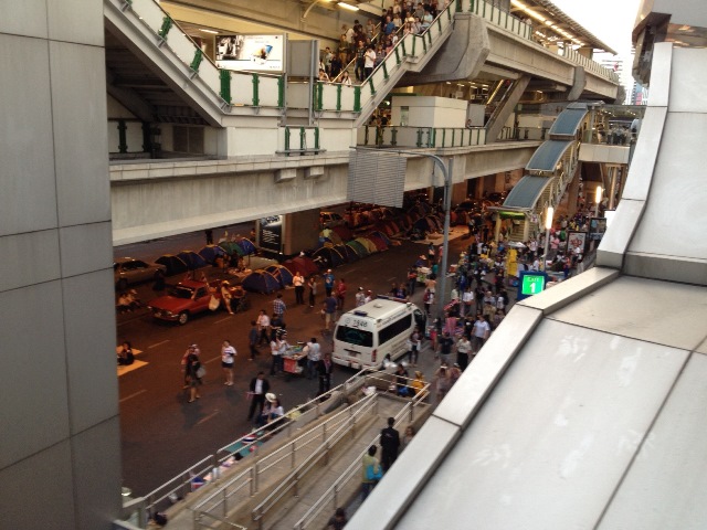 Asok Sky-Train Station